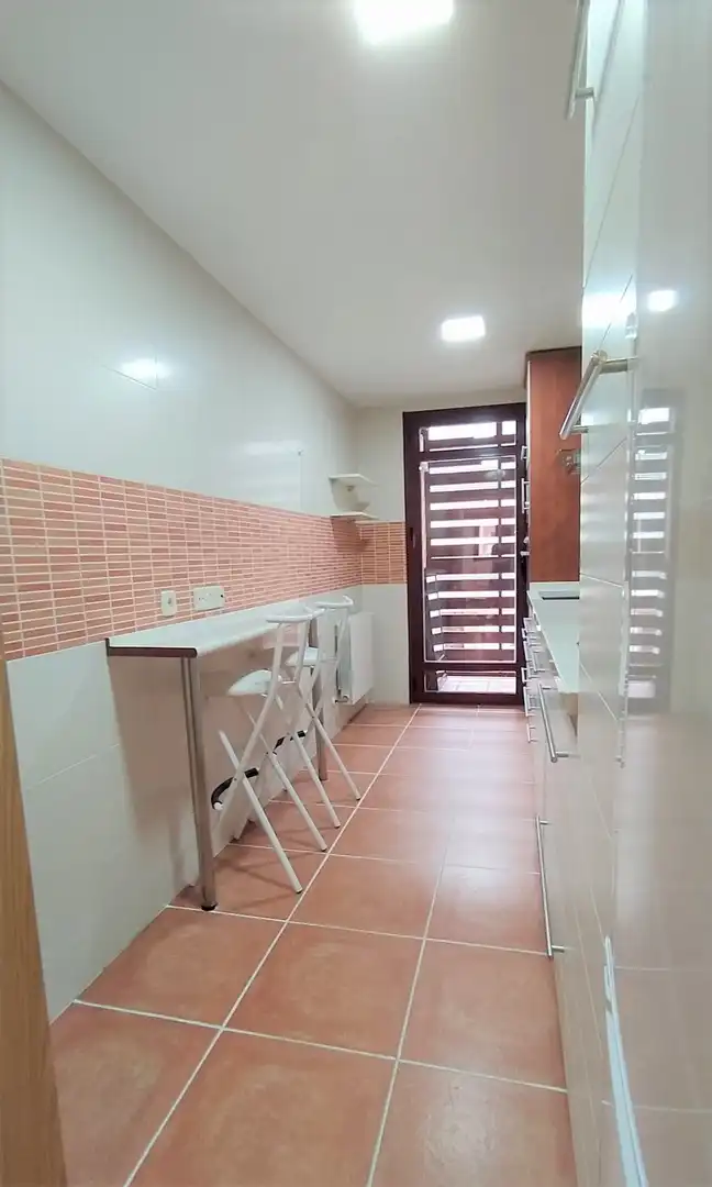 Appartement avec piscine à louer à MADAMME CURIE, imagen 7