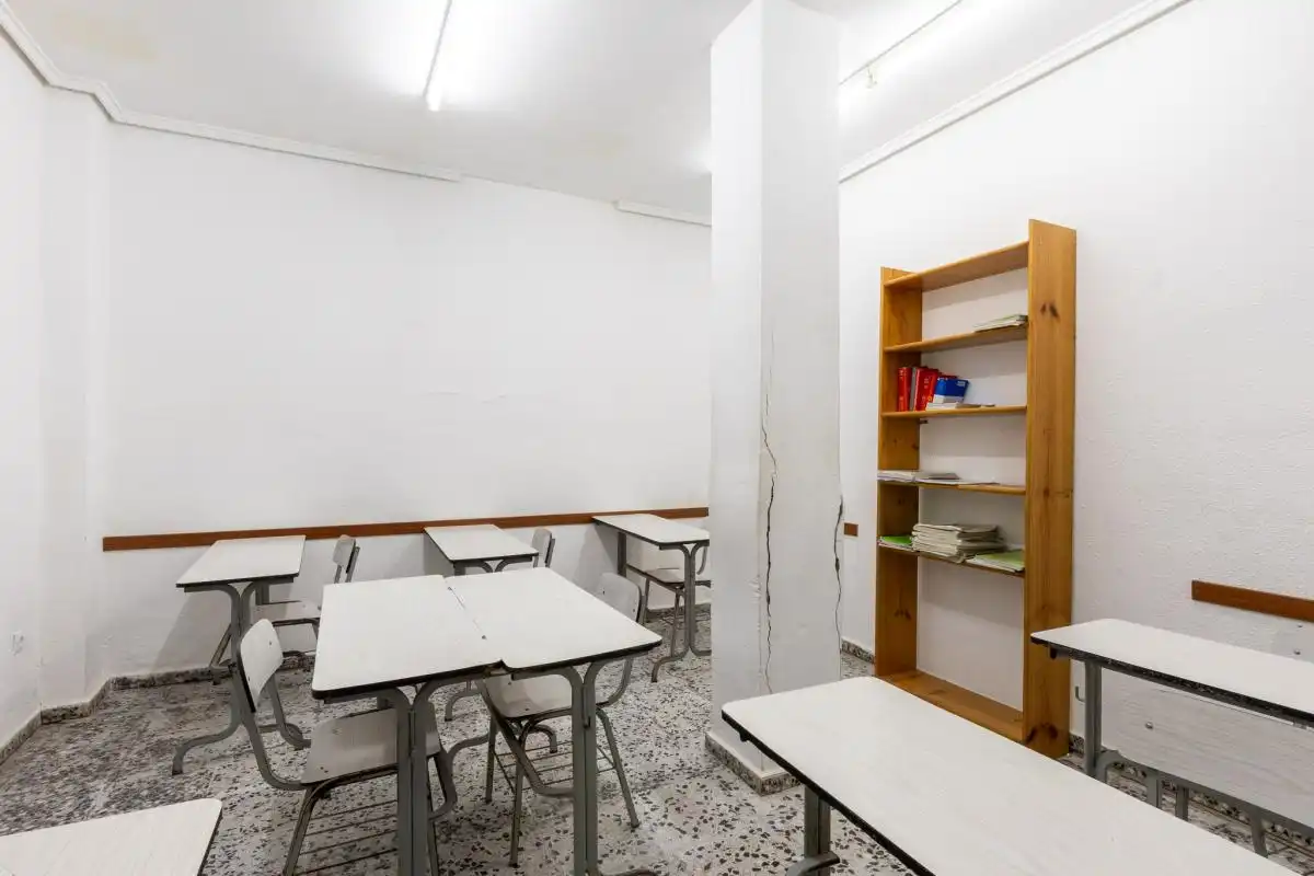 Esszimmer von Erdgeschoss zum Verkauf in Valencia mit Klimaanlage, Heizung und Terrasse