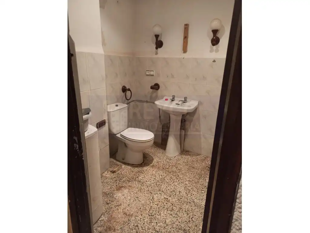 Bany de Casa o xalet en venda en Santa Coloma