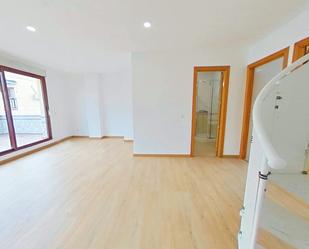 Bedroom of Attic for sale in  Madrid Capital  with Terrace and Oven