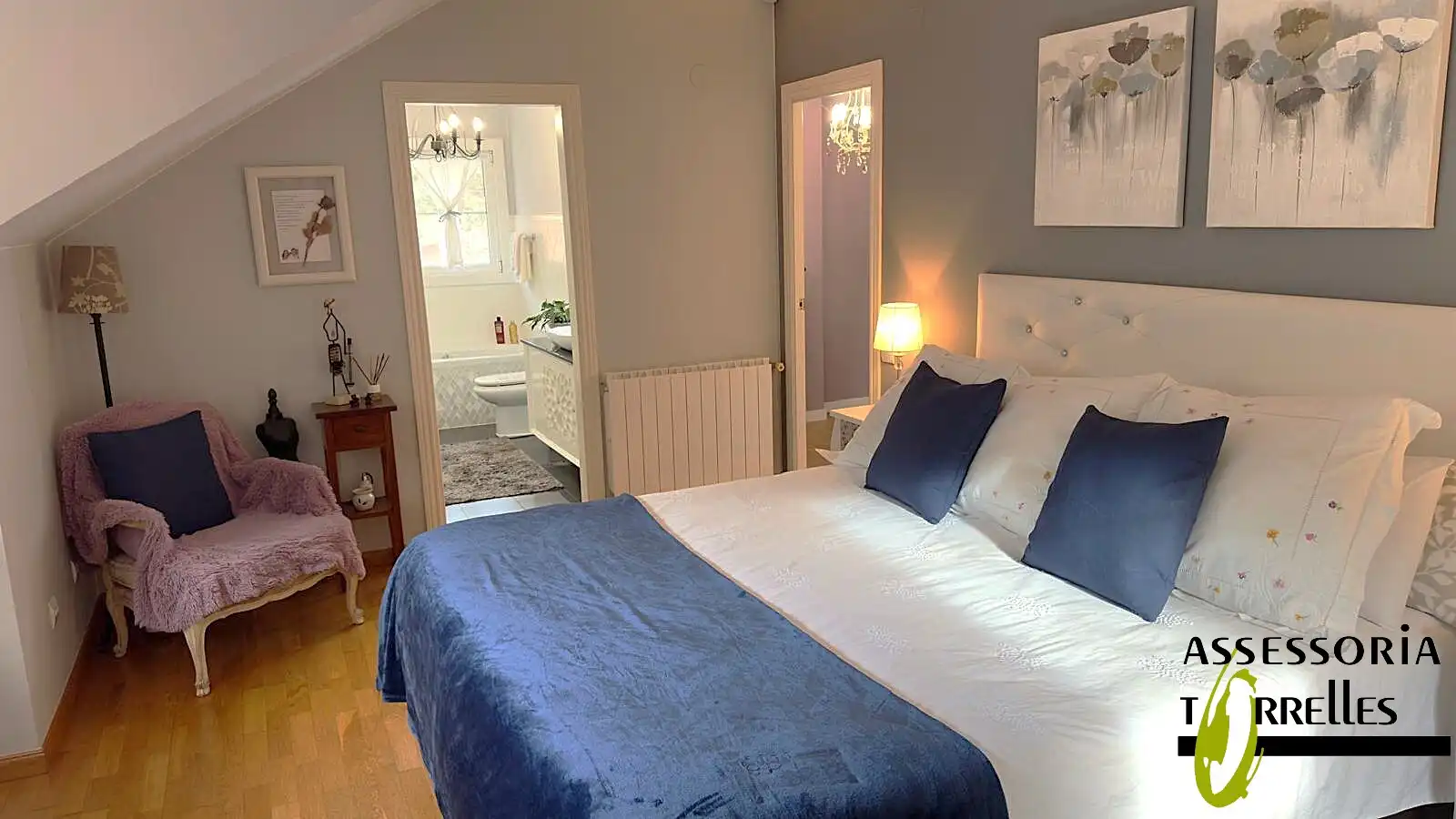 Schlafzimmer von Haus oder Chalet zum Verkauf in Torrelles de Llobregat mit Heizung, Privatgarten und Parkett