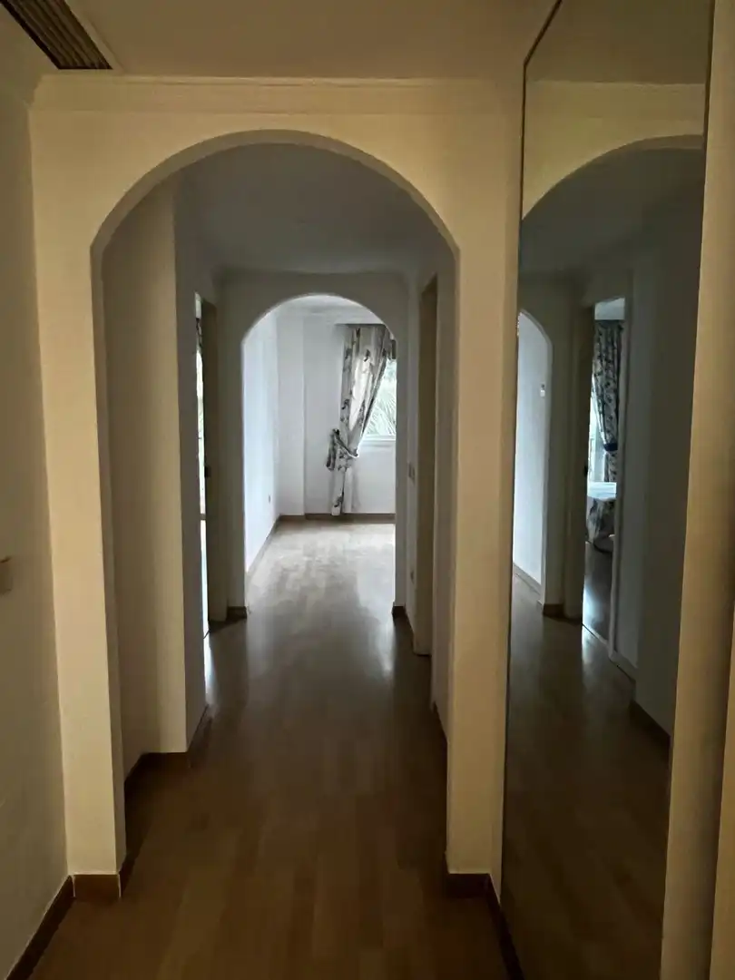 Piso con ascensor en venta en Milla de Oro, imagen 8