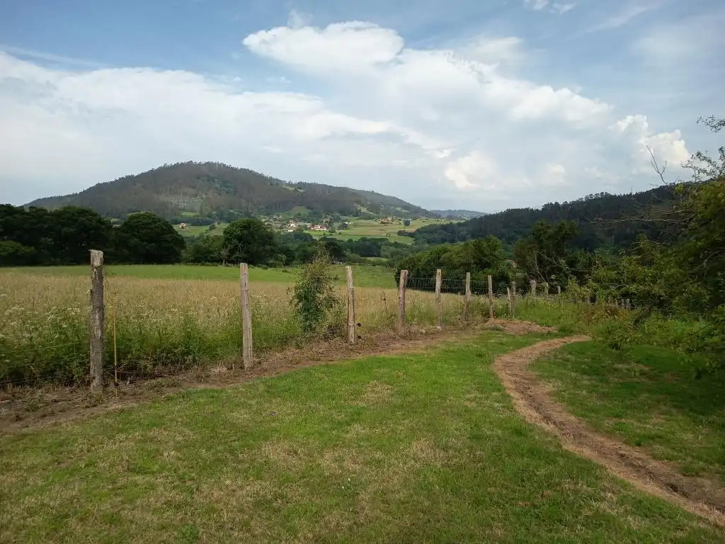 Casa o xalet en venda en Llanera amb Moblat