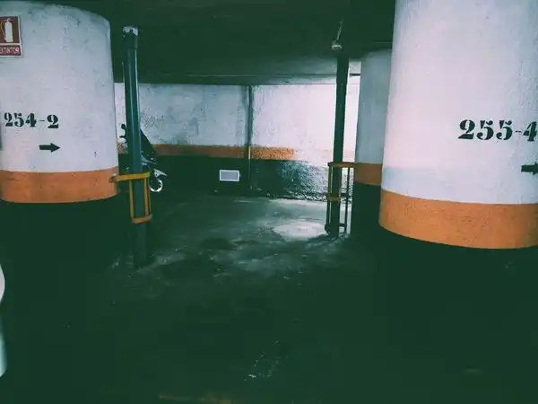 Einzelparkplatz zum Verkauf in Isaac Peral 4