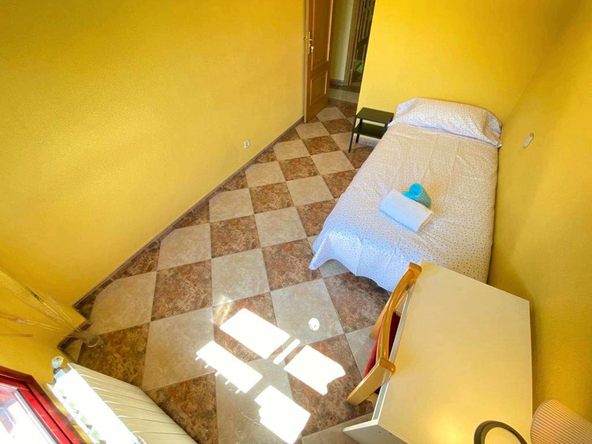 Pis per a compartir a N/A, Entrevías