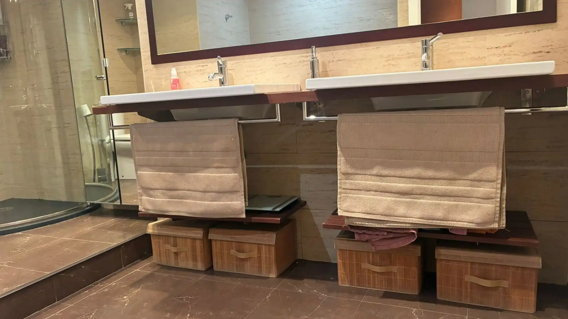 Baño de Piso en venta en Lleida con Aire acondicionado y Calefacción