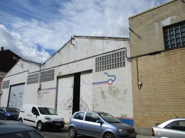 Nave industrial en Venta en DOROTEA en Tremañes