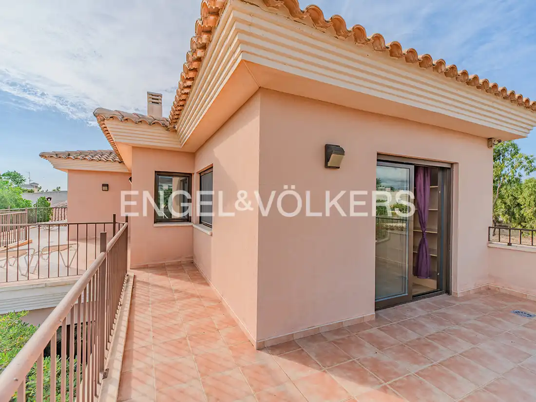 Terraza de Casa o chalet en venta en El Campello con Aire acondicionado, Calefacción y Jardín privado