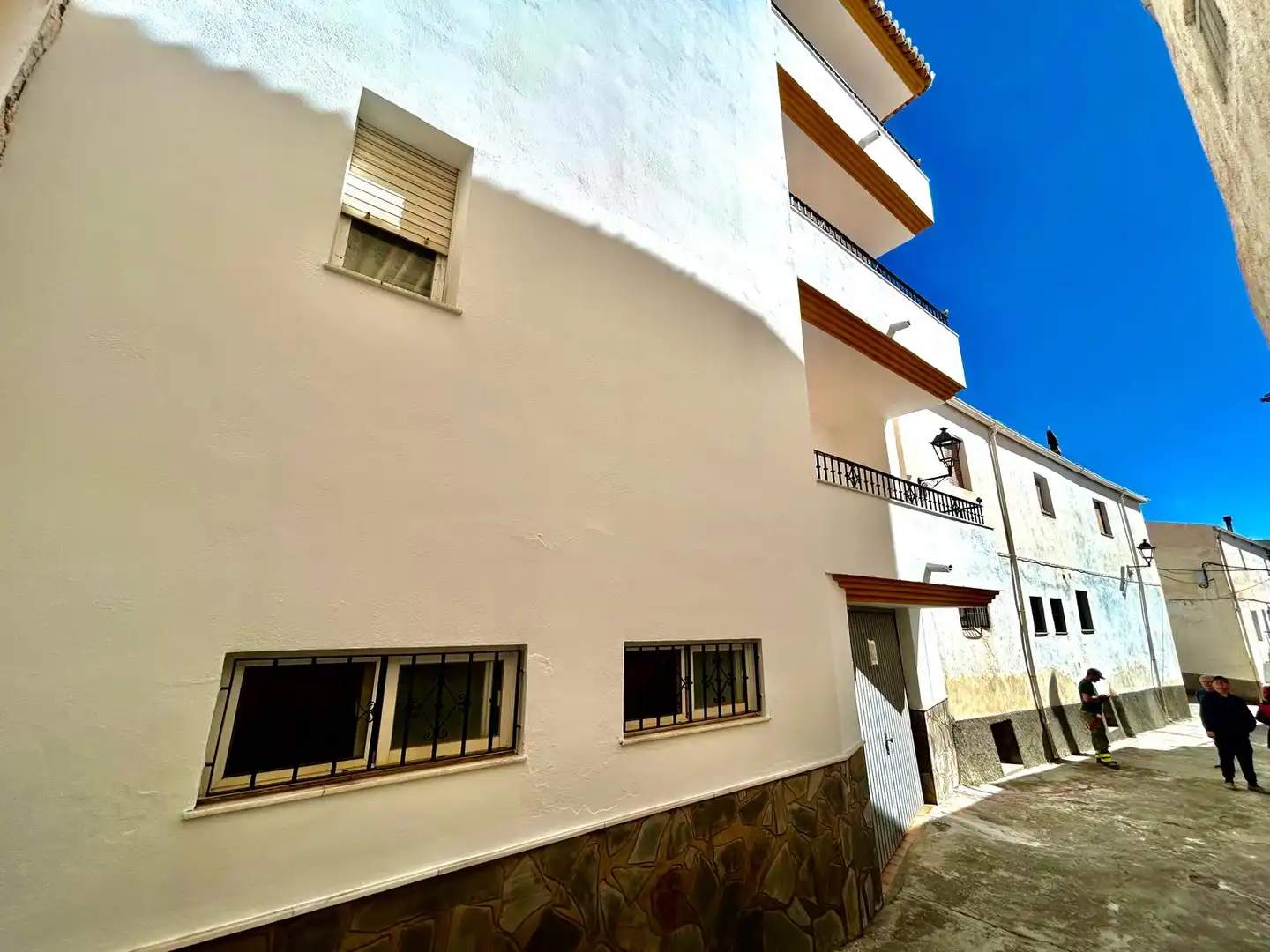 Vista exterior de Casa adosada en venta en Paterna del Río con Calefacción, Terraza y Trastero