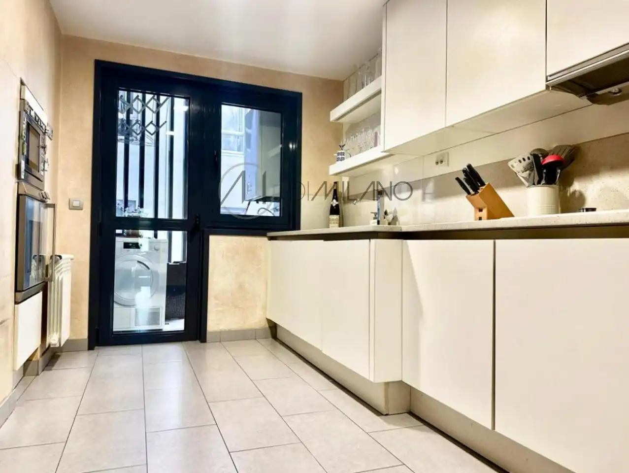 Kitchen of Flat for sale in Vigo   with Heating, Parquet flooring and Storage room