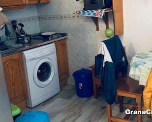 Cuina de Pis de lloguer en  Granada Capital amb Aire condicionat, Calefacció i Moblat