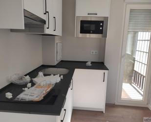 Kitchen of Study to rent in Salamanca Capital  with Balcony