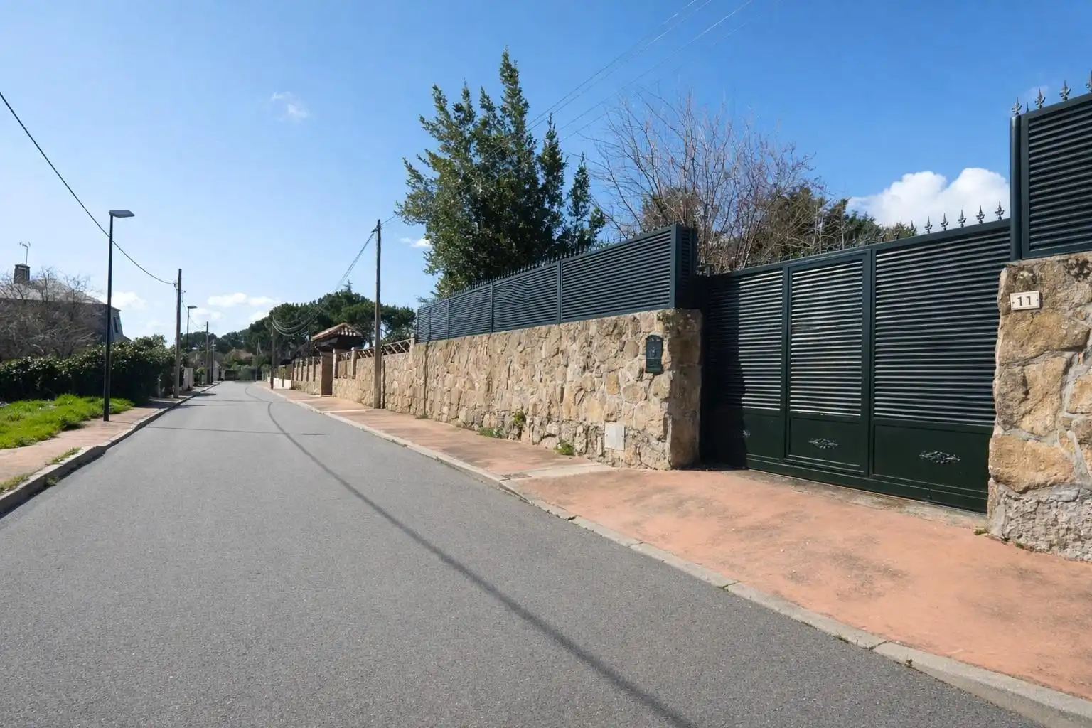 Vista exterior de Casa o xalet en venda en Galapagar amb Calefacció i Piscina