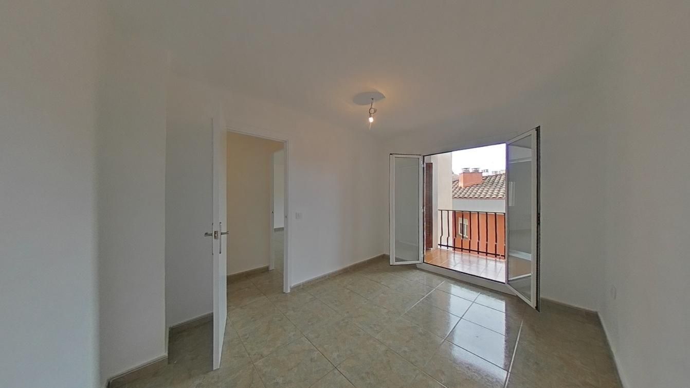 Flat for sale in de Sant Narcís, Sant Narcís