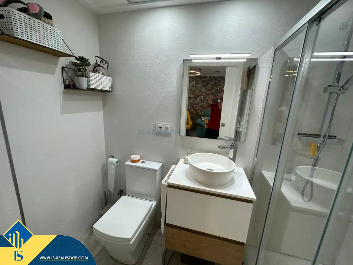 Bany de Casa o xalet en venda en Torrevieja amb Aire condicionat, Calefacció i Jardí privat