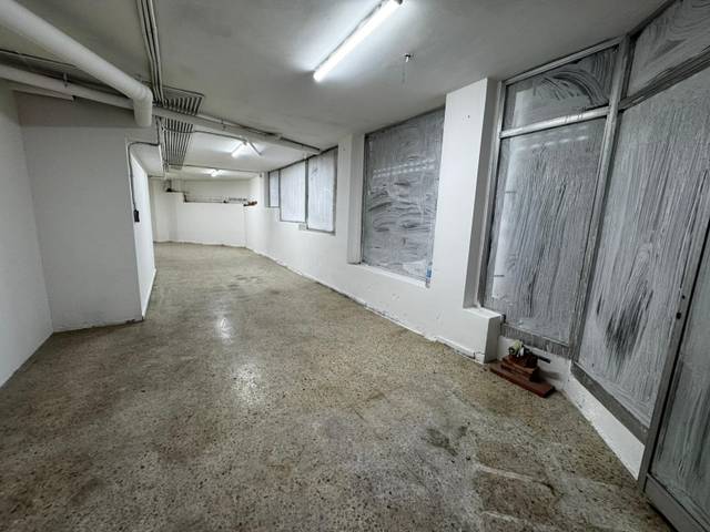 Local comercial en Alquiler en Avenida JOSEP TARRADELLAS I JOAN en Sant Josep