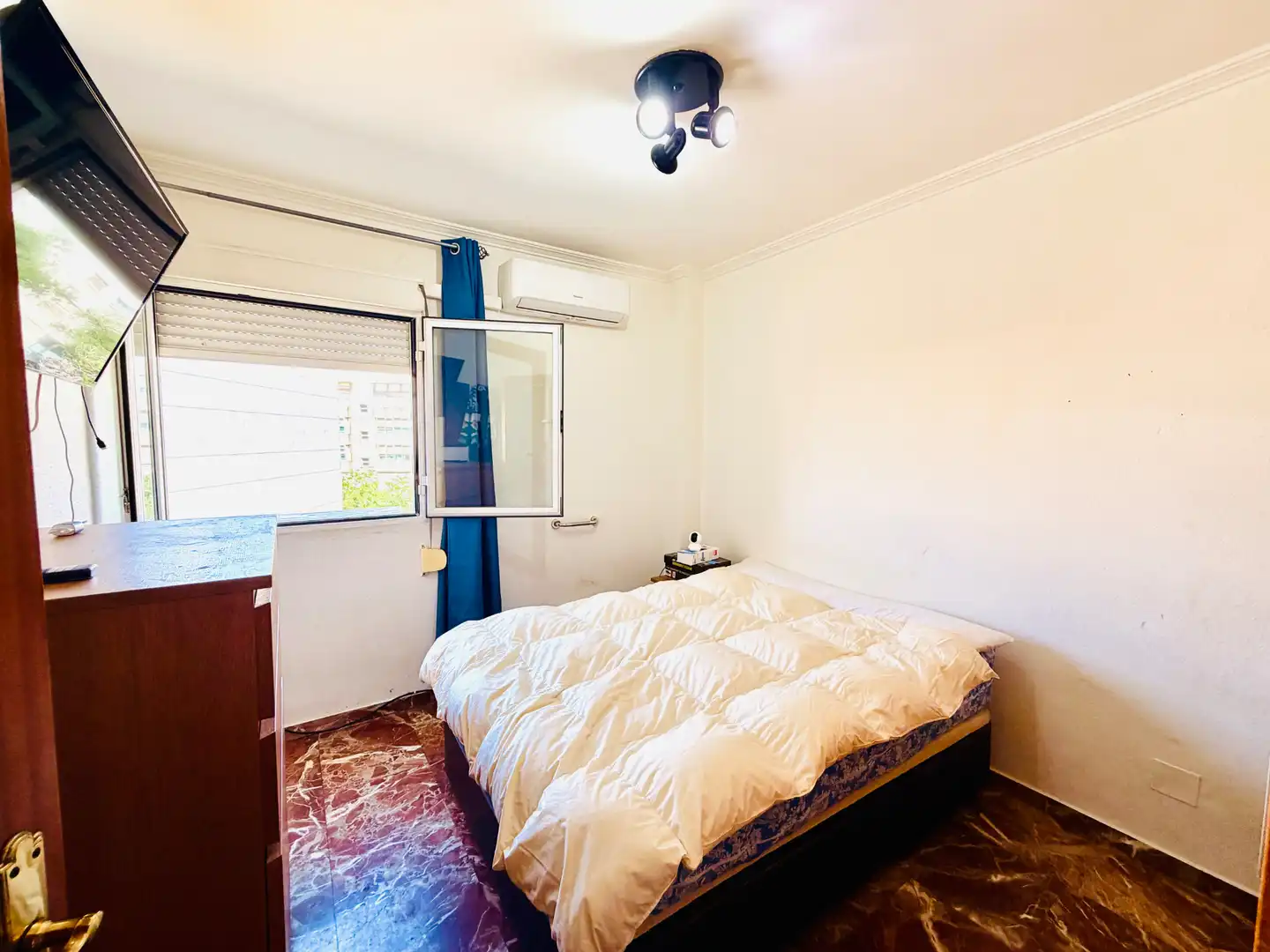 Bedroom of Flat for sale in Sevilla  with Air Conditioner and Terrace