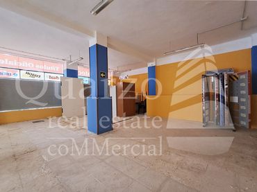 Locale commerciale in affitto a Avenida de Portugal