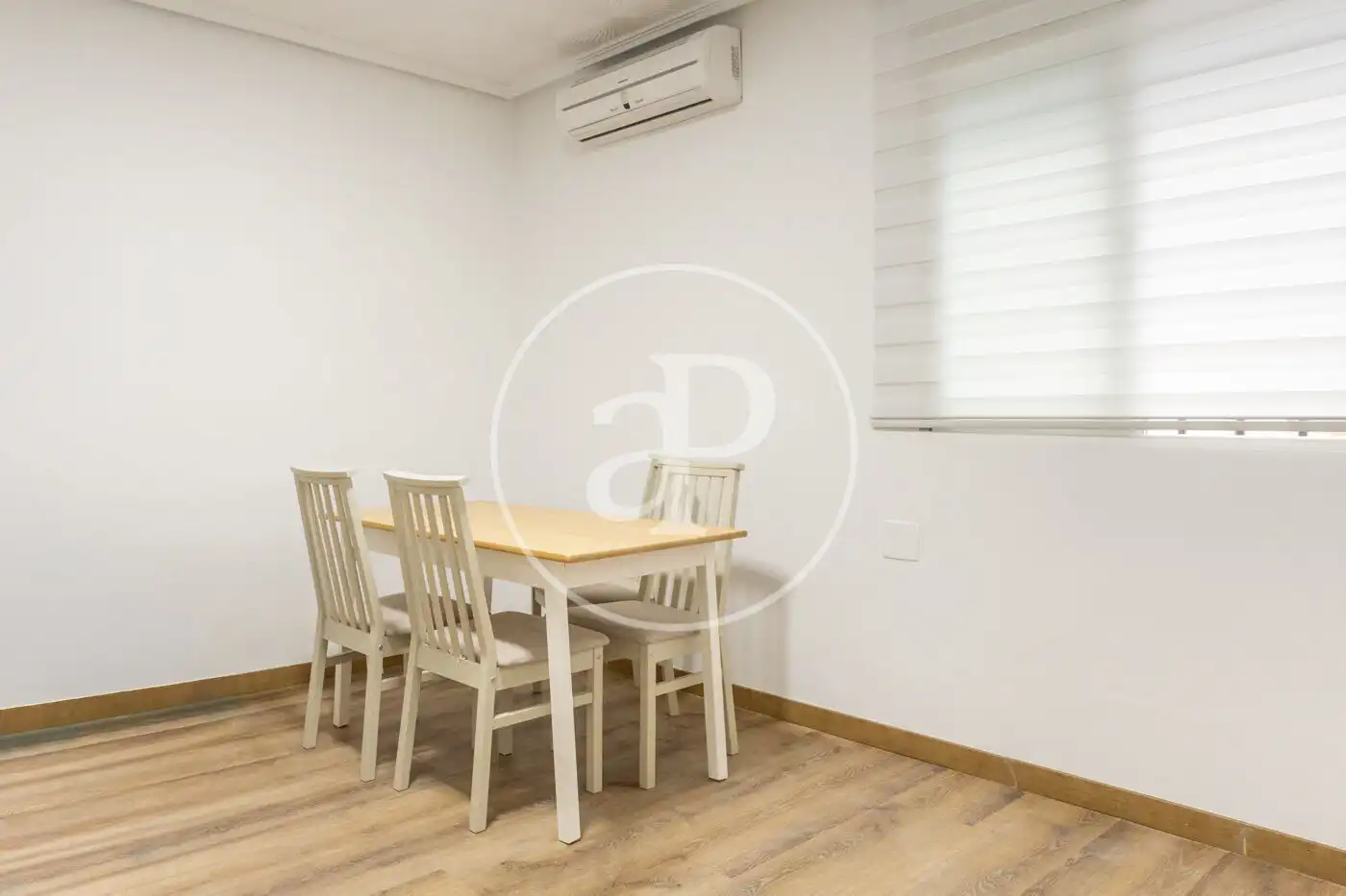 Dining room of Flat for rent in Valencia  with Air Conditioner, Heating and Furnished