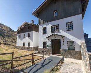 Vista exterior de Àtic en venda en Sierra Nevada amb Terrassa