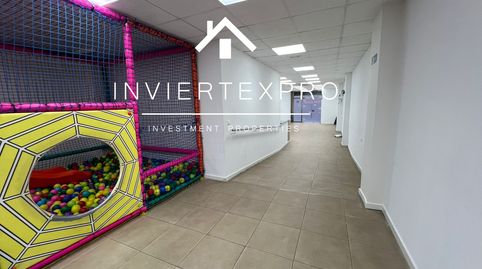 Photo 2 of Commercial properties for transfer in El Camp de l'Arpa del Clot, Barcelona Capital