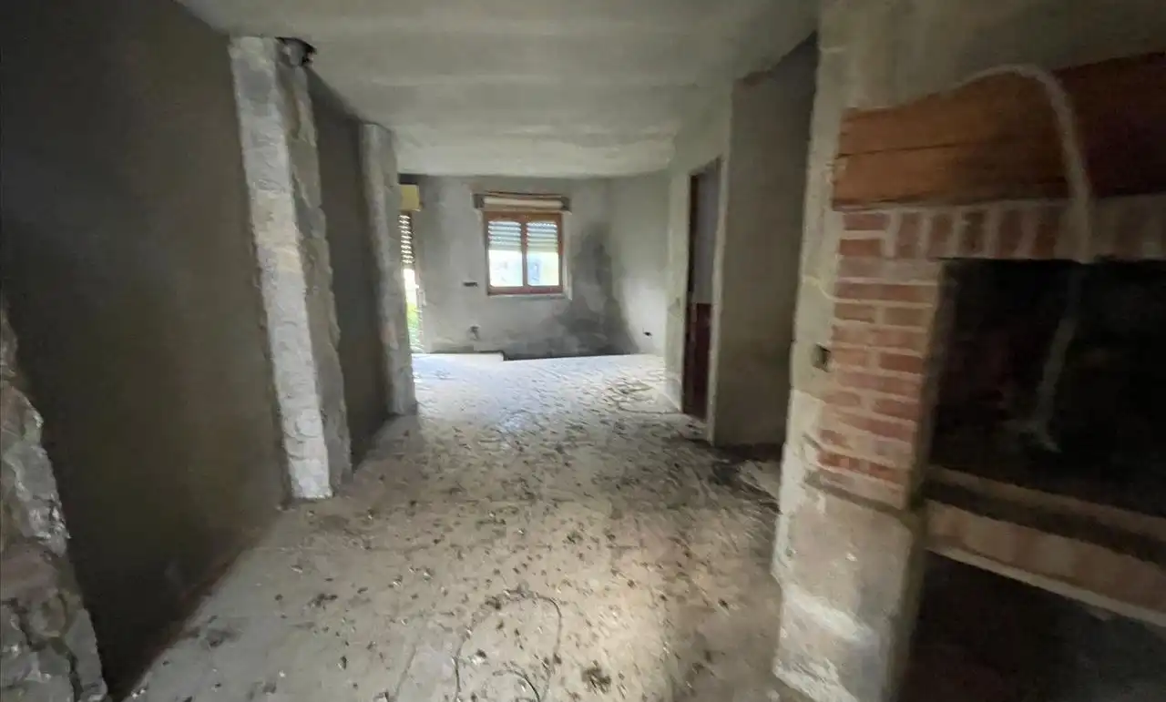 Casa adosada en venta en Valde-Ucieza
