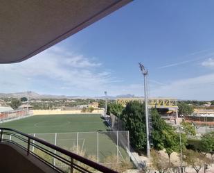 Exterior view of Flat for sale in San Vicente del Raspeig / Sant Vicent del Raspeig  with Air Conditioner and Terrace