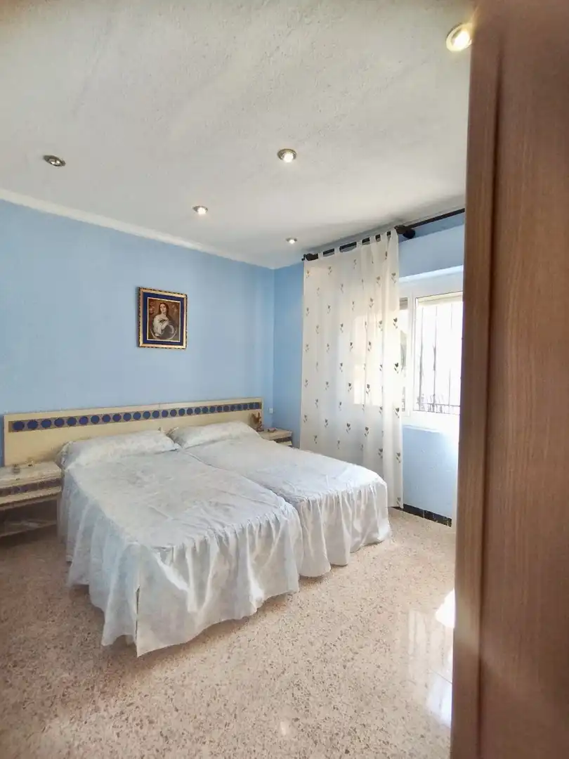 Bedroom of Houses for sale in Petrer  with Private garden and Swimming Pool