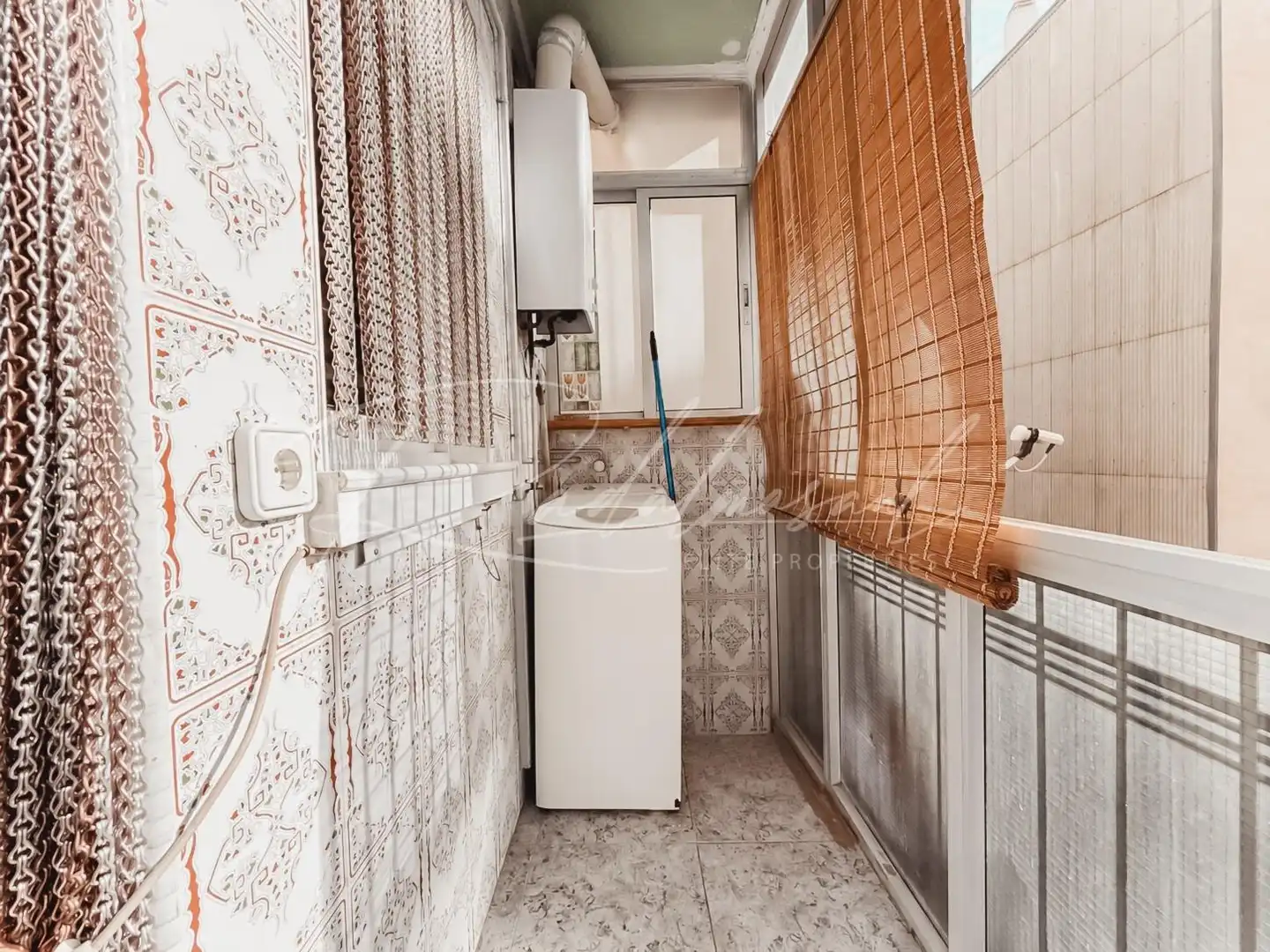 Balcony of Flat for sale in Centre