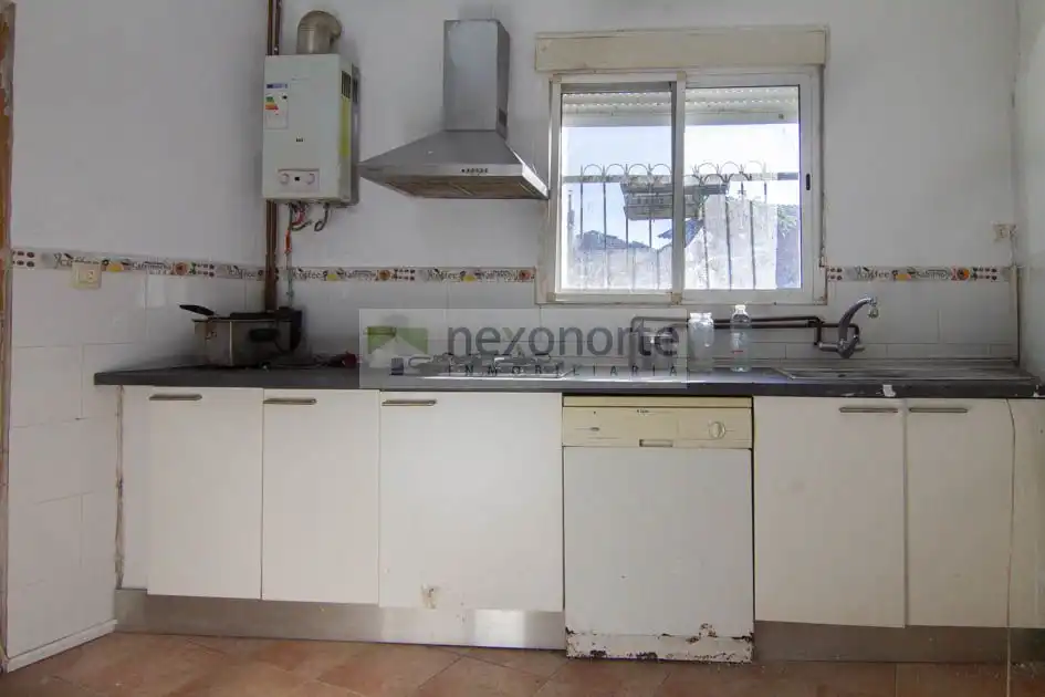 Cocina de Finca rústica en venta en As Pontes de García Rodríguez 