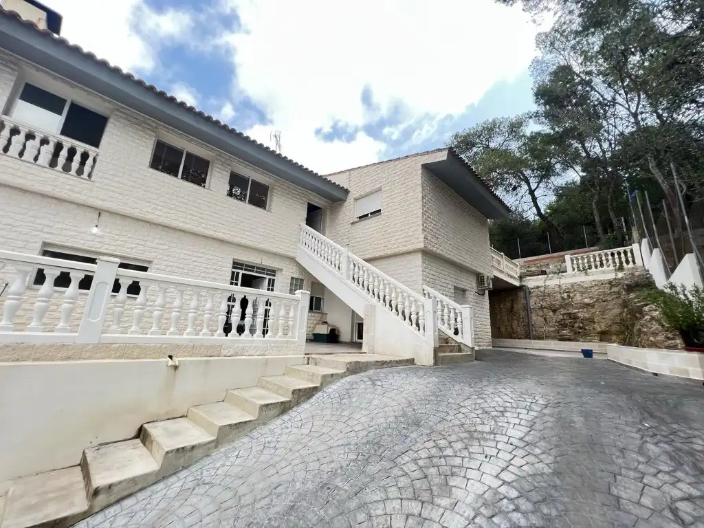 Vista exterior de Casa o chalet en venta en Alzira con Aire acondicionado, Jardín privado y Terraza