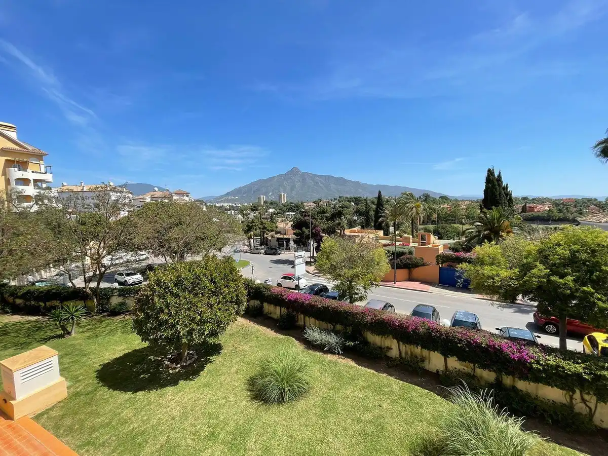 Apartamento de alquiler en MANOLETE-NVA ANDALUCIA, 13, Nueva Andalucía centro