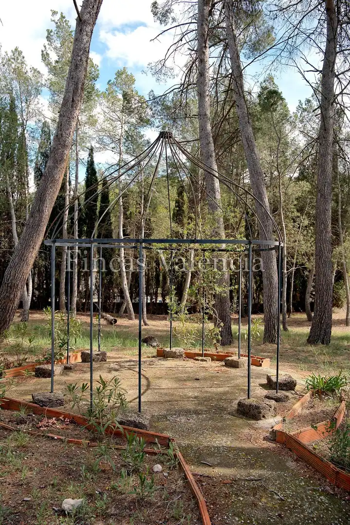 Jardín de Finca rústica en venta en Alcoy / Alcoi con Terraza, Trastero y Piscina