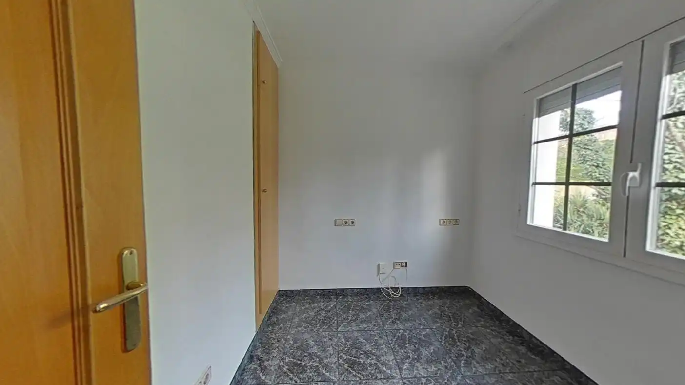 Casa pareada con piscina en venta en Ronda Fort Roig, imagen 11