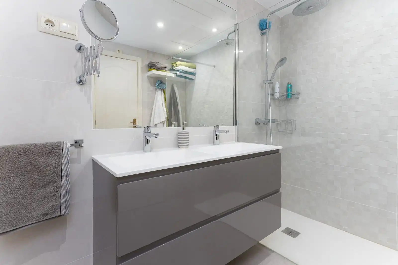 Wohnung mit Pool zum Verkauf in Calle Isabel Clara Eugenia 357, imagen 15
