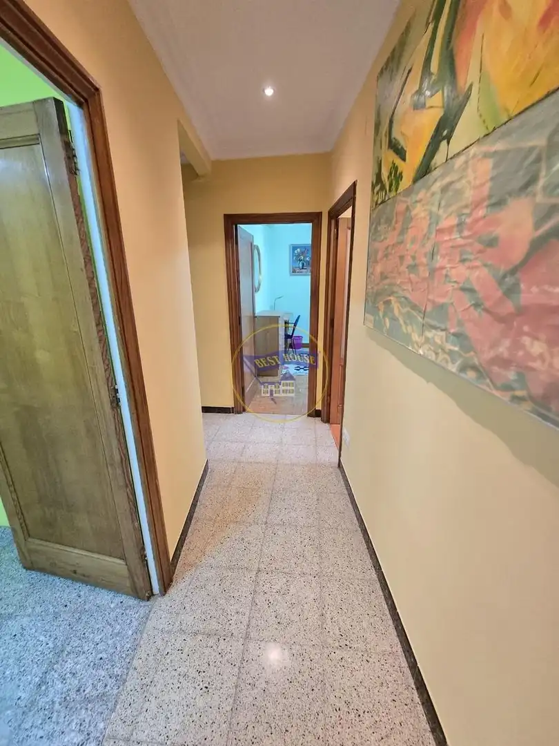 Flat for rent in Calle XOSE BAR BOO, Plaza Industria
