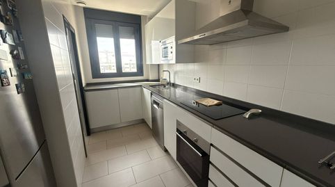 Foto 2 de Piso en venta en Entrenúcleos, Dos Hermanas