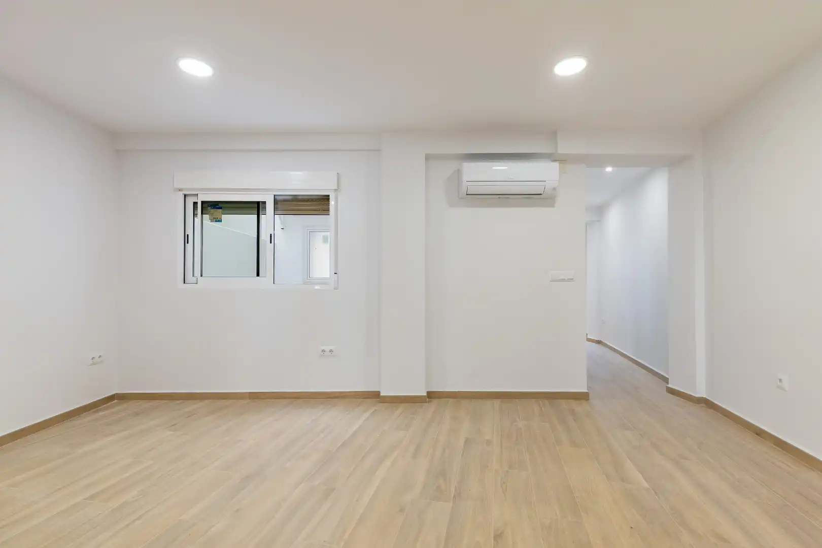 Piso de alquiler en Meliana con Aire acondicionado, Terraza y Horno