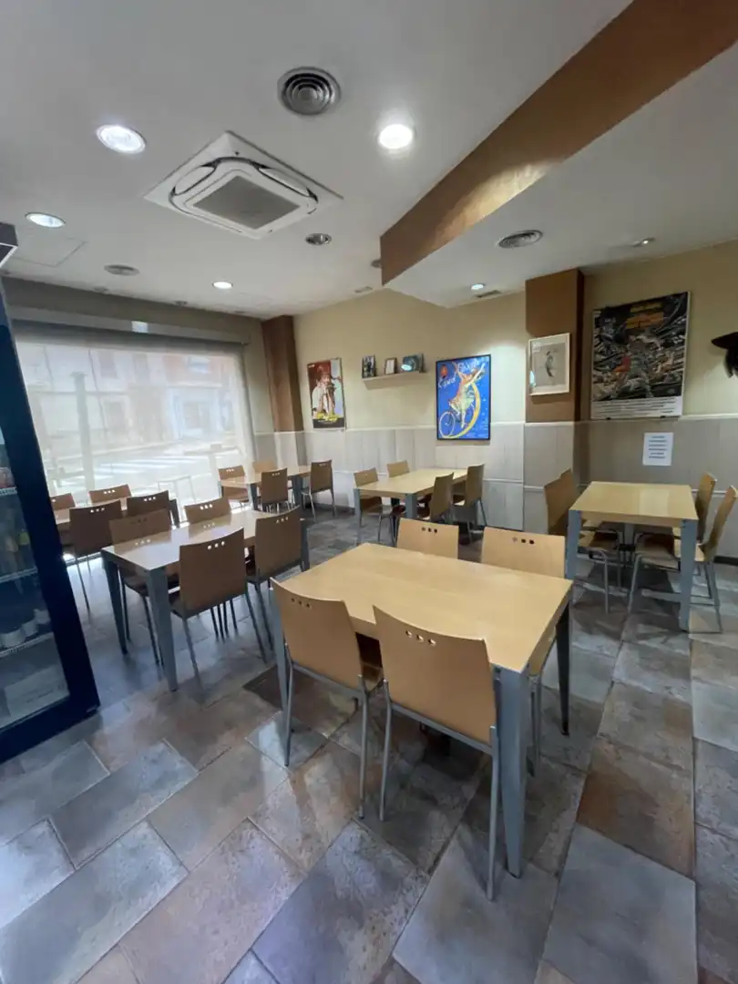 Locale commerciale in cessione a Benaguasil