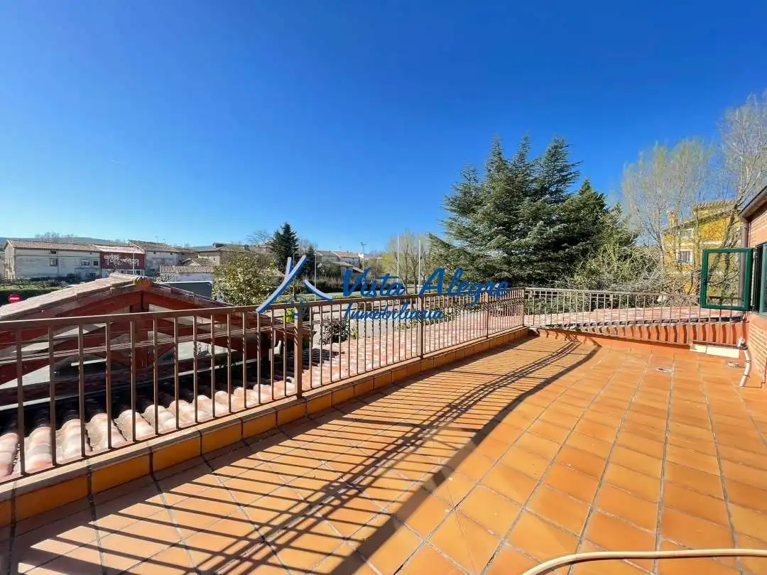 Terrace of Buildings for sale in Fresneña