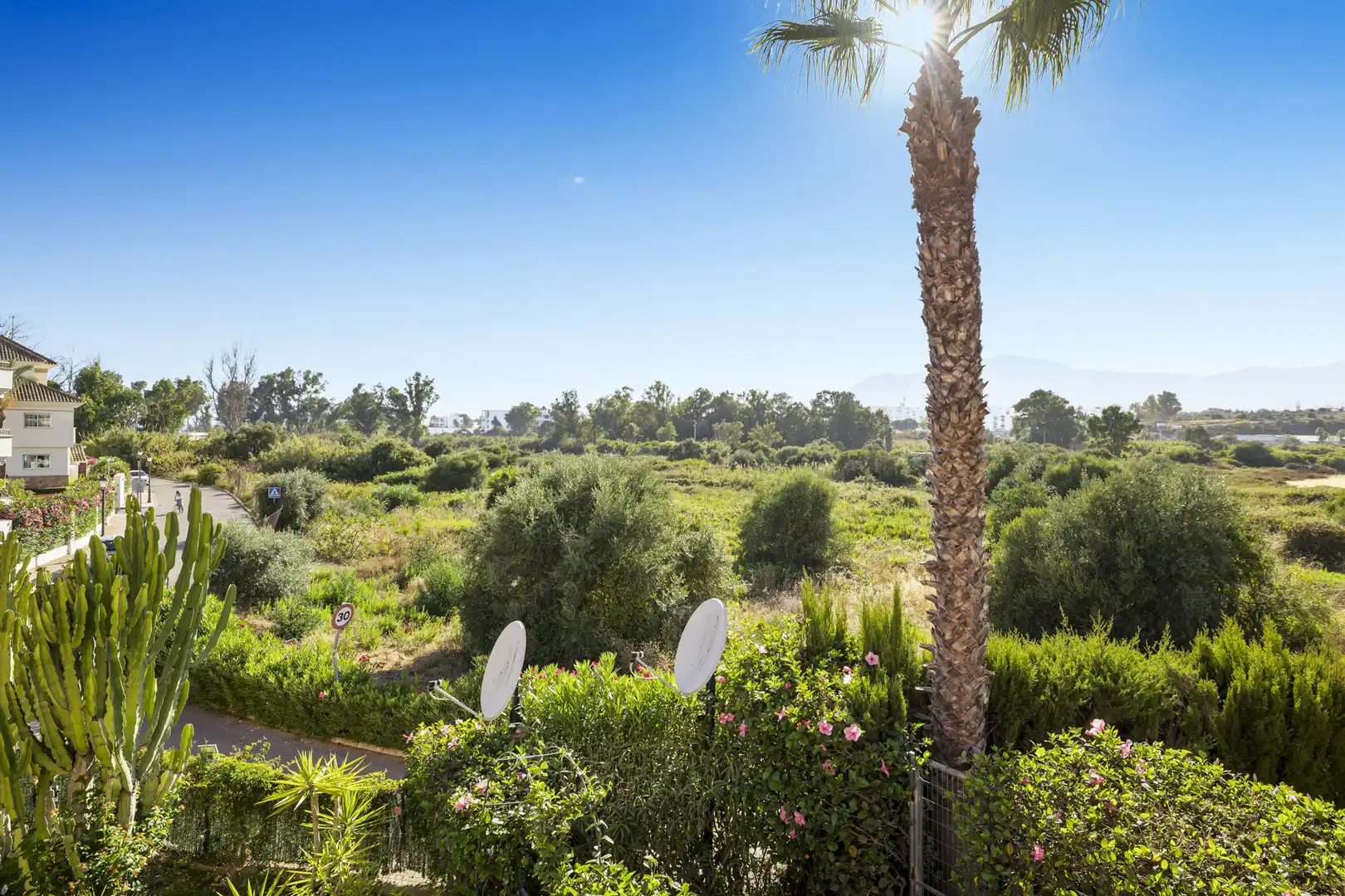 Jardí de Àtic en venda en Estepona amb Aire condicionat, Terrassa i Piscina