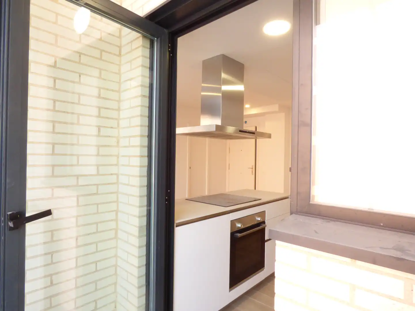 Kitchen of Flat for rent in Madrid  with Air Conditioner, Heating and Private garden