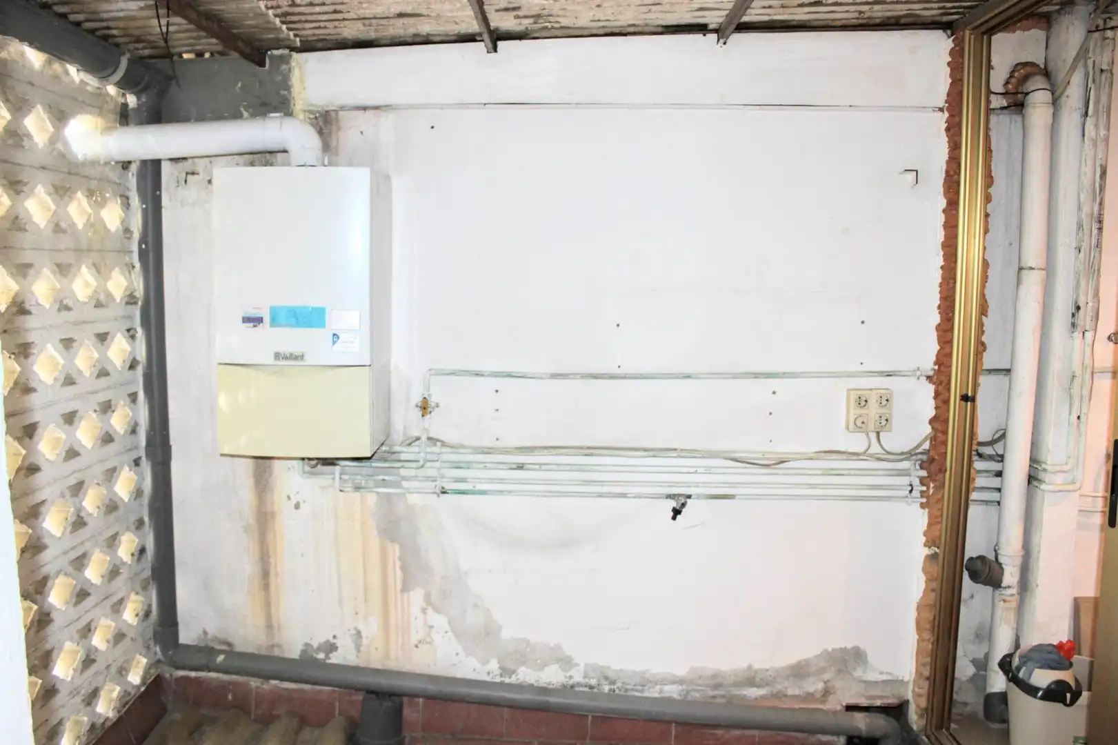 Flat for sale in Girona  with Heating