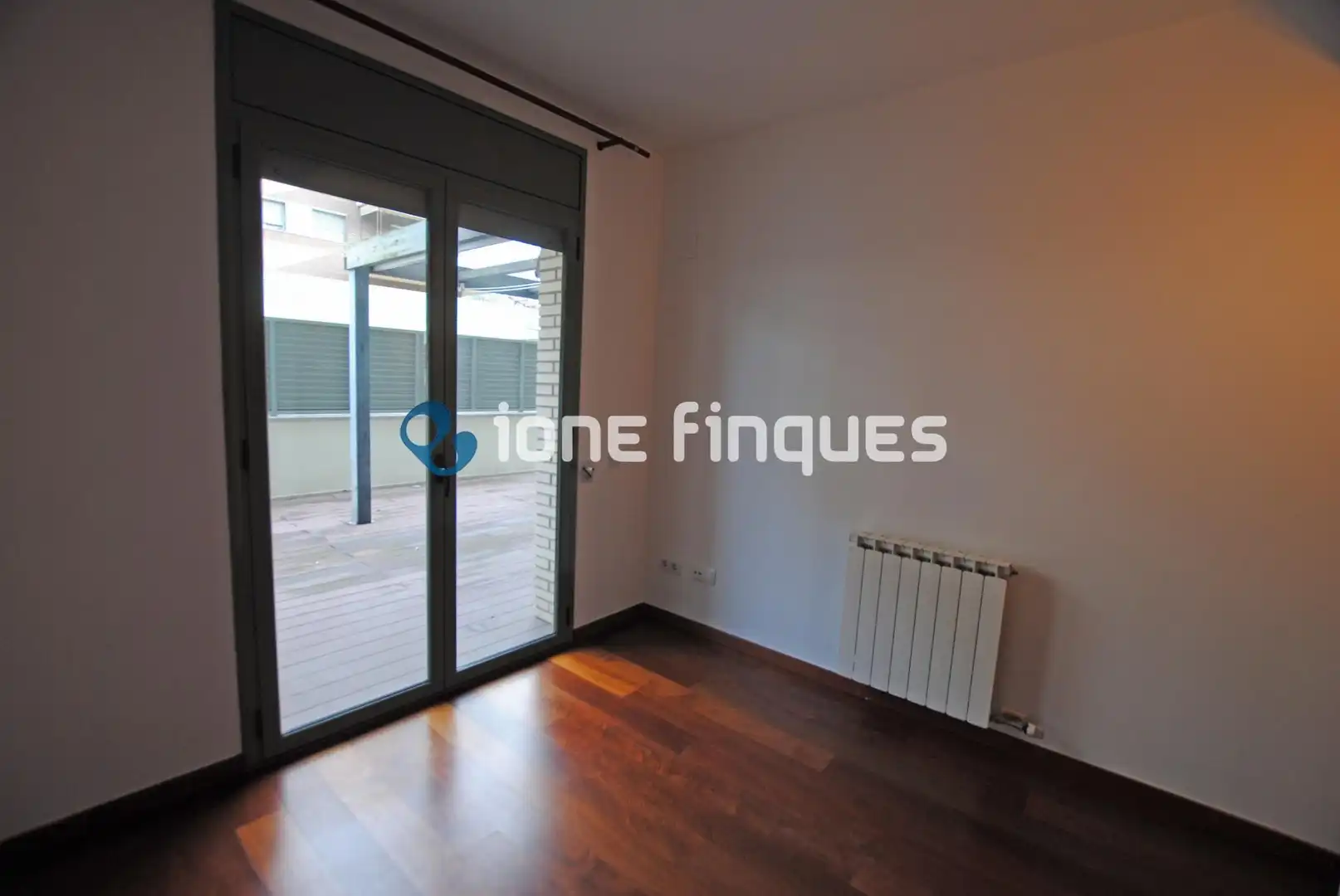 Schlafzimmer von Wohnung zum Verkauf in Sant Cugat del Vallès mit Heizung, Privatgarten und Terrasse