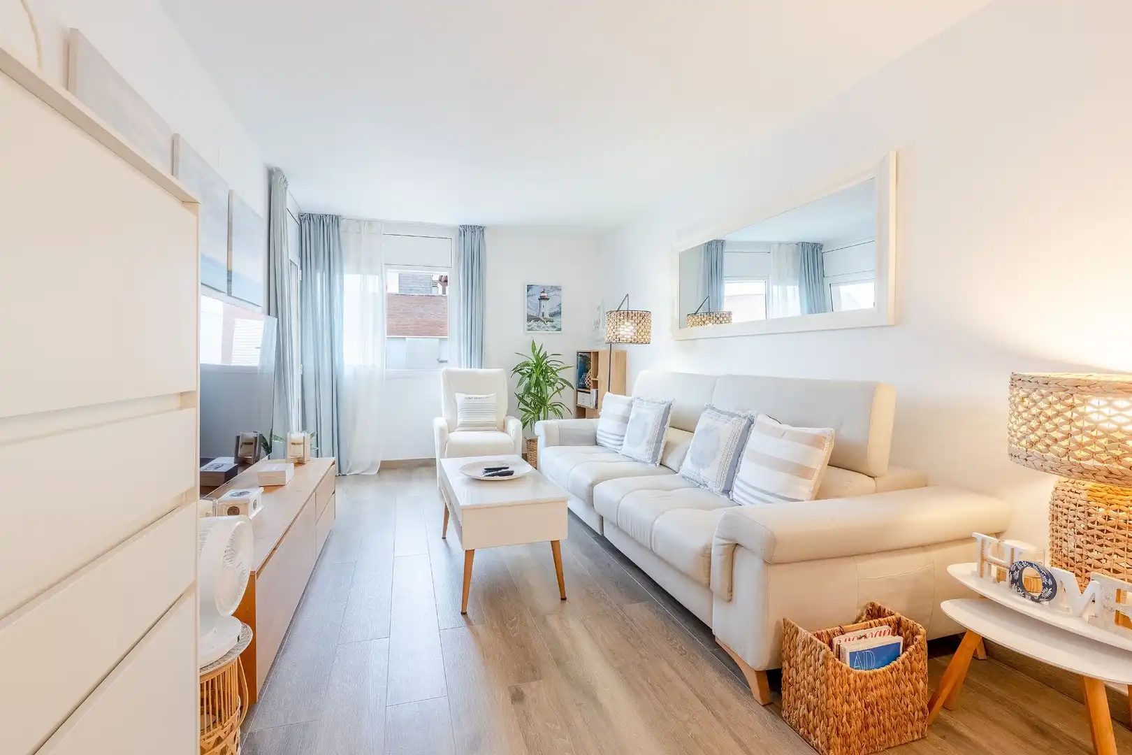 Living room of Flat for sale in Calafell  with Air Conditioner, Heating and Terrace