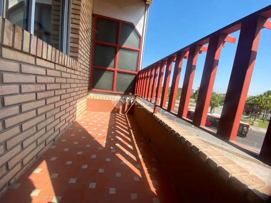 Terraza de Piso en venta en Zaragoza con Calefacción, Terraza y Balcón