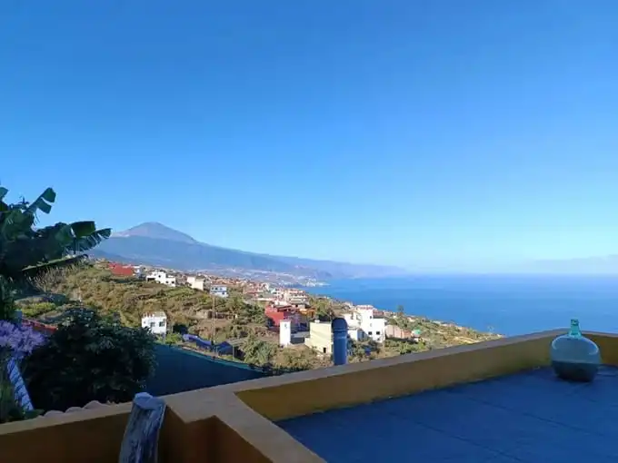 Vista exterior de Casa o chalet en venta en El Sauzal con Terraza, Piscina y Amueblado
