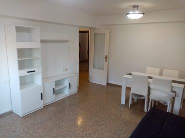 Pis amb ascensor en venda a Carrer del Poeta Serrano Clavero 29