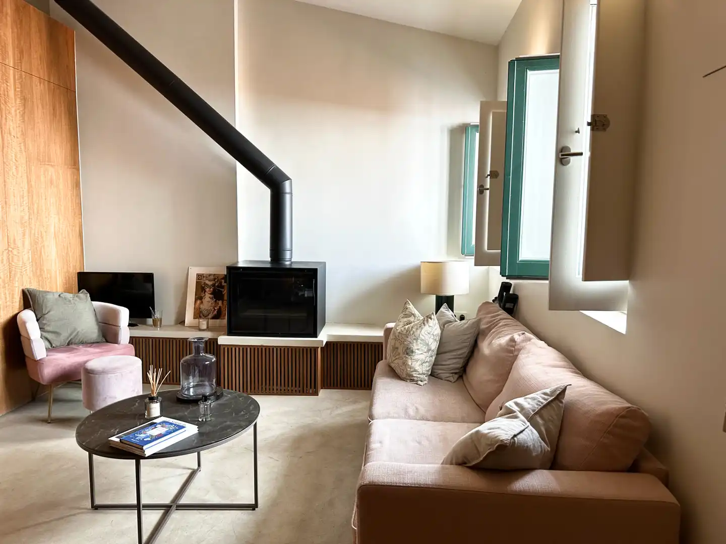 Sala de estar de Piso de alquiler en Madrid con Aire acondicionado, Calefacción y Amueblado