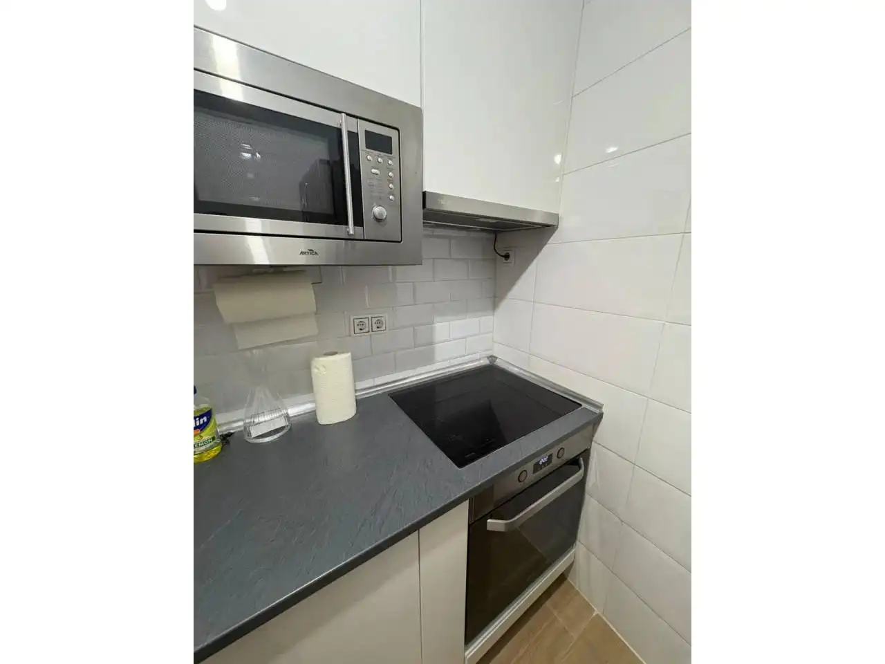 Küche von Wohnung zum Verkauf in Barcelona mit Klimaanlage, Parkett und Möbliert